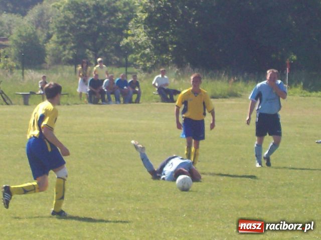 Zdjęcie w galerii na portalu naszraciborz.pl: Brzezie nie oddało punktów wiadomości z regionu