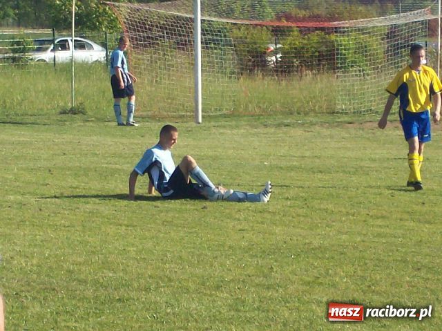 Zdjęcie w galerii na portalu naszraciborz.pl: Brzezie nie oddało punktów wiadomości z regionu