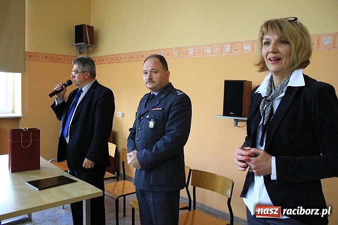Zdjęcie w galerii na portalu naszraciborz.pl: Uczniowie ZSOMS chcą poznawać tajniki pracy służb mundurowych wiadomości z regionu