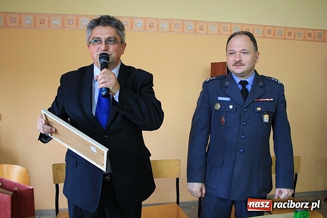 Zdjęcie w galerii na portalu naszraciborz.pl: Uczniowie ZSOMS chcą poznawać tajniki pracy służb mundurowych wiadomości z regionu