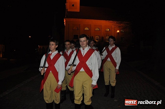 Zdjęcie w galerii na portalu naszraciborz.pl: Trzysta rogali na św. Marcina w Tworkowie wiadomości z regionu