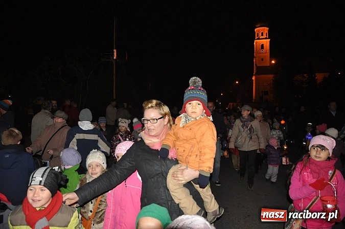 Zdjęcie w galerii na portalu naszraciborz.pl: Trzysta rogali na św. Marcina w Tworkowie wiadomości z regionu