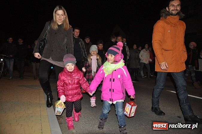 Zdjęcie w galerii na portalu naszraciborz.pl: Trzysta rogali na św. Marcina w Tworkowie wiadomości z regionu