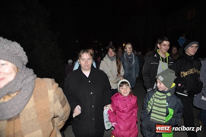 Zdjęcie w galerii na portalu naszraciborz.pl: Trzysta rogali na św. Marcina w Tworkowie wiadomości z regionu