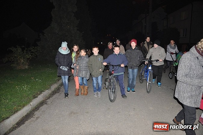 Zdjęcie w galerii na portalu naszraciborz.pl: Trzysta rogali na św. Marcina w Tworkowie wiadomości z regionu