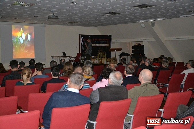 Zdjęcie w galerii na portalu naszraciborz.pl: Sztuka to zrobić zdjęcie i umieć o nim opowiedzieć wiadomości z regionu