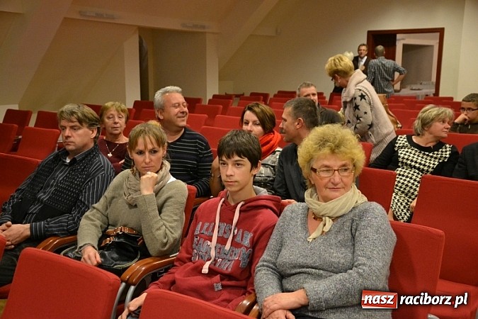 Zdjęcie w galerii na portalu naszraciborz.pl: Sztuka to zrobić zdjęcie i umieć o nim opowiedzieć wiadomości z regionu