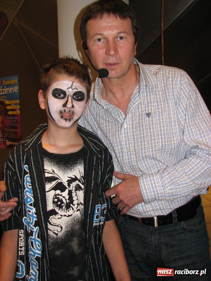 Zdjęcie w galerii na portalu naszraciborz.pl: Najpierw duchy, teraz Rysiek z Klanu wiadomości z regionu