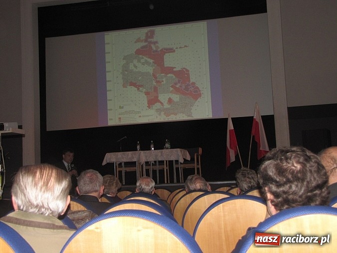 Zdjęcie w galerii na portalu naszraciborz.pl: Energetyka i surowce tematem wykładu w Strzesze wiadomości z regionu