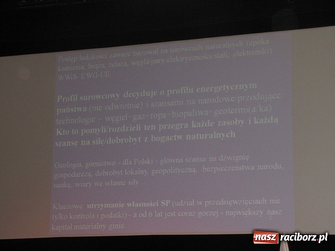 Zdjęcie w galerii na portalu naszraciborz.pl: Energetyka i surowce tematem wykładu w Strzesze wiadomości z regionu