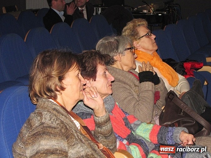 Zdjęcie w galerii na portalu naszraciborz.pl: Energetyka i surowce tematem wykładu w Strzesze wiadomości z regionu