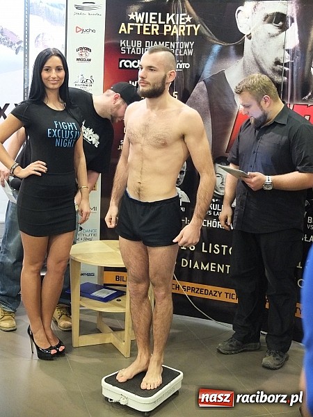 Zdjęcie w galerii na portalu naszraciborz.pl: Raciborzanie na Fight Exlusive Night we Wrocławiu. Dziś odbyło się ważenie wiadomości z regionu