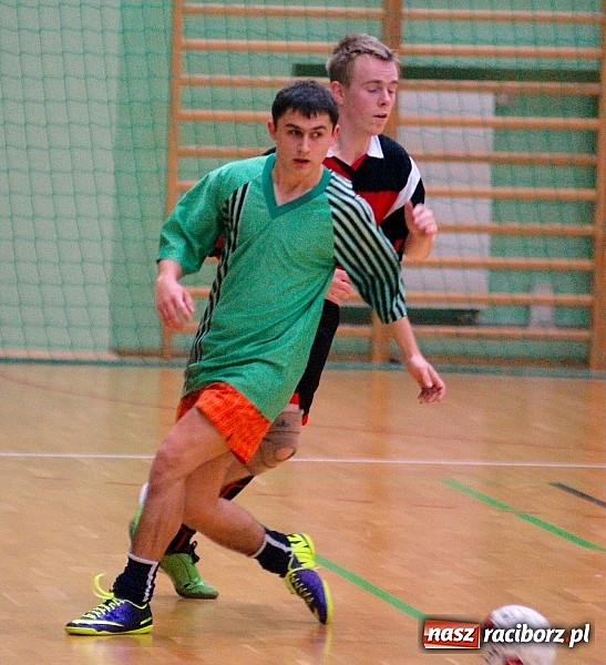 Zdjęcie w galerii na portalu naszraciborz.pl: Iras Team lepszy od Płomienia. Węglowski rozbił Zjednoczonych wiadomości z regionu