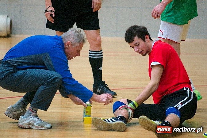 Zdjęcie w galerii na portalu naszraciborz.pl: Iras Team lepszy od Płomienia. Węglowski rozbił Zjednoczonych wiadomości z regionu