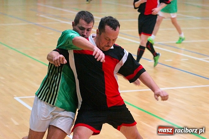 Zdjęcie w galerii na portalu naszraciborz.pl: Iras Team lepszy od Płomienia. Węglowski rozbił Zjednoczonych wiadomości z regionu