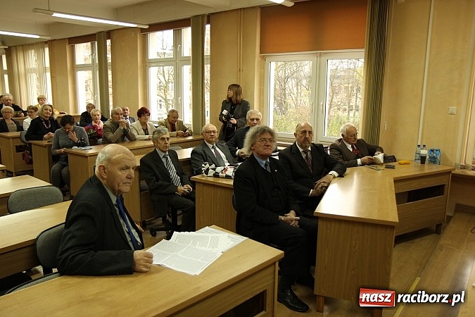 Zdjęcie w galerii na portalu naszraciborz.pl: Cichy i wielki prof. Aleksander Orłowski. Wspaniały nauczyciel, troskliwy ojciec wiadomości z regionu