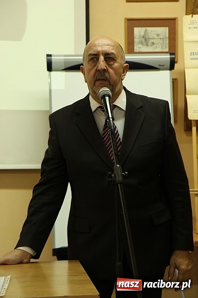 Zdjęcie w galerii na portalu naszraciborz.pl: Cichy i wielki prof. Aleksander Orłowski. Wspaniały nauczyciel, troskliwy ojciec wiadomości z regionu