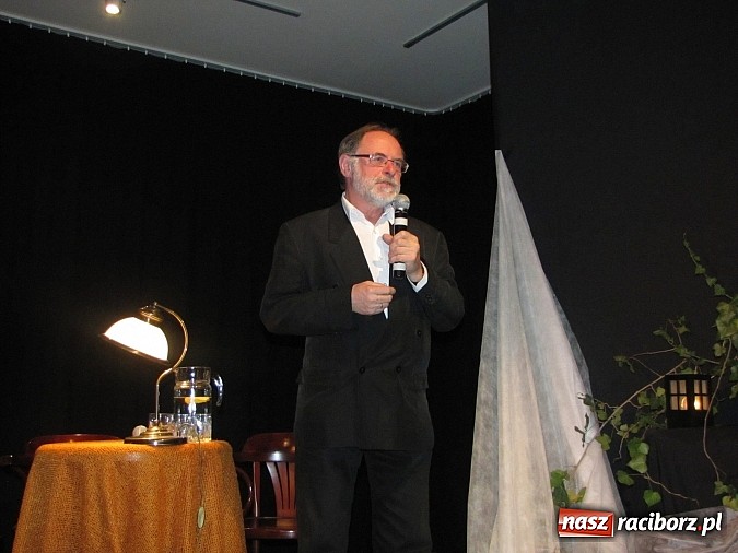 Zdjęcie w galerii na portalu naszraciborz.pl: Poezja i proza po raz trzeci w polsko-czeskim wydaniu wiadomości z regionu