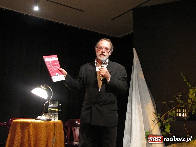 Zdjęcie w galerii na portalu naszraciborz.pl: Poezja i proza po raz trzeci w polsko-czeskim wydaniu wiadomości z regionu