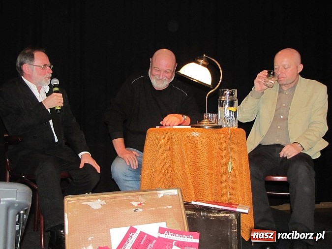 Zdjęcie w galerii na portalu naszraciborz.pl: Poezja i proza po raz trzeci w polsko-czeskim wydaniu wiadomości z regionu