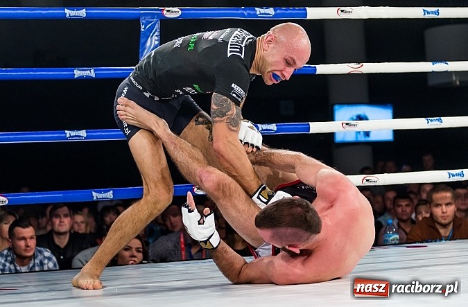 Zdjęcie w galerii na portalu naszraciborz.pl: Fight Exclusive Night Wrocław - walka Damiana Kłoska wiadomości z regionu