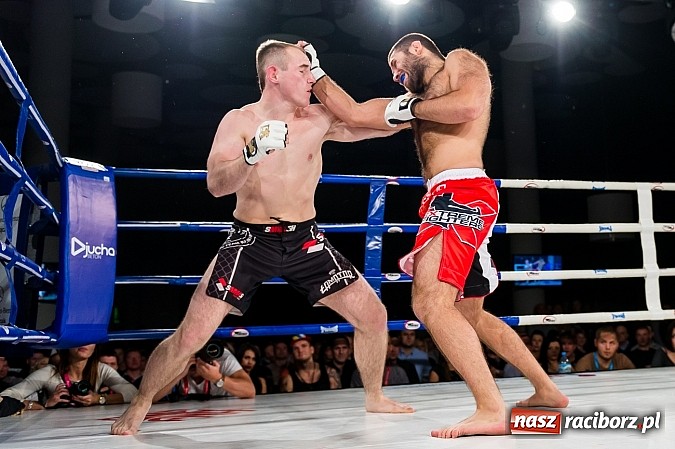 Zdjęcie w galerii na portalu naszraciborz.pl: Fight Exclusive Night Wrocław - walka Damiana Kłoska wiadomości z regionu