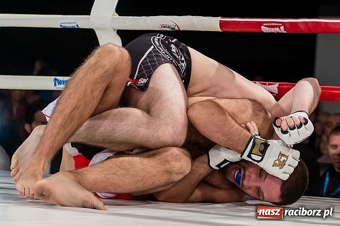 Zdjęcie w galerii na portalu naszraciborz.pl: Fight Exclusive Night Wrocław - walka Damiana Kłoska wiadomości z regionu