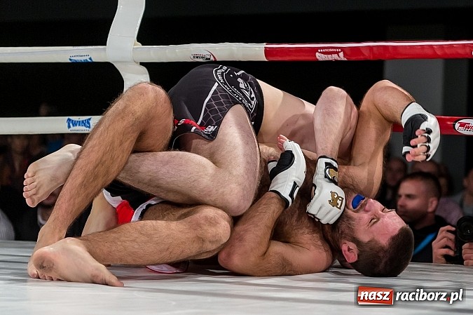 Zdjęcie w galerii na portalu naszraciborz.pl: Fight Exclusive Night Wrocław - walka Damiana Kłoska wiadomości z regionu