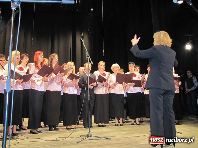 Zdjęcie w galerii na portalu naszraciborz.pl: Raciborscy muzycy i chóry w hołdzie Aleksandrowi Orłowskiemu wiadomości z regionu