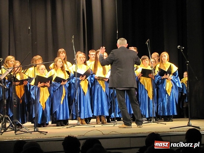 Zdjęcie w galerii na portalu naszraciborz.pl: Raciborscy muzycy i chóry w hołdzie Aleksandrowi Orłowskiemu wiadomości z regionu