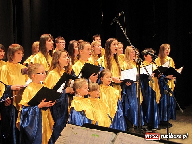 Zdjęcie w galerii na portalu naszraciborz.pl: Raciborscy muzycy i chóry w hołdzie Aleksandrowi Orłowskiemu wiadomości z regionu