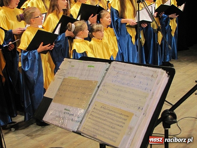 Zdjęcie w galerii na portalu naszraciborz.pl: Raciborscy muzycy i chóry w hołdzie Aleksandrowi Orłowskiemu wiadomości z regionu