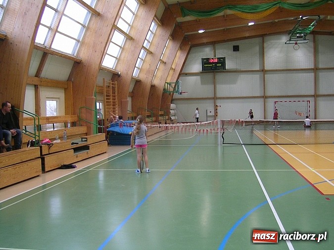 Zdjęcie w galerii na portalu naszraciborz.pl: Raciborzanie walczyli na kortach w Lubomi wiadomości z regionu
