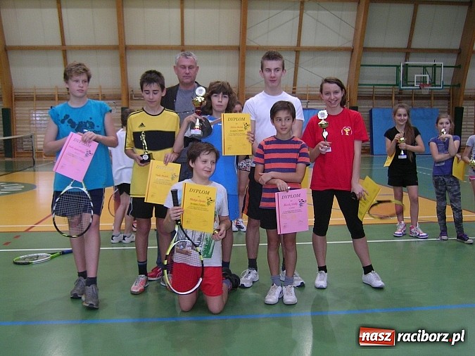 Zdjęcie w galerii na portalu naszraciborz.pl: Raciborzanie walczyli na kortach w Lubomi wiadomości z regionu