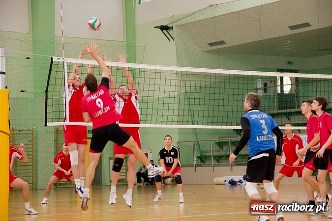 Zdjęcie w galerii na portalu naszraciborz.pl: Puchar Polski niesłyszących rozegrano w Raciborzu wiadomości z regionu