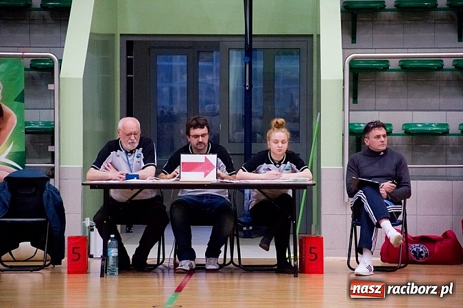 Zdjęcie w galerii na portalu naszraciborz.pl: Lider z Katowic nie dał żadnych szans RKK wiadomości z regionu