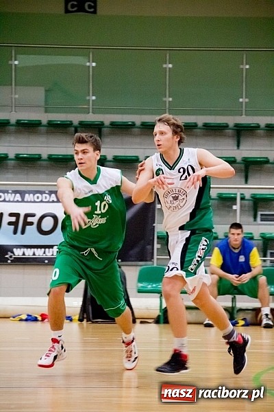 Zdjęcie w galerii na portalu naszraciborz.pl: Lider z Katowic nie dał żadnych szans RKK wiadomości z regionu