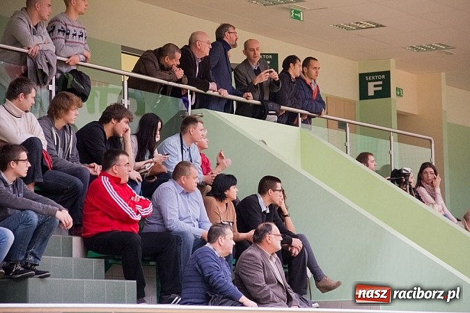 Zdjęcie w galerii na portalu naszraciborz.pl: Lider z Katowic nie dał żadnych szans RKK wiadomości z regionu