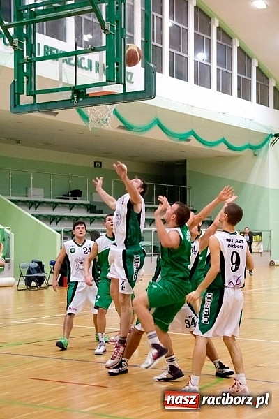 Zdjęcie w galerii na portalu naszraciborz.pl: Lider z Katowic nie dał żadnych szans RKK wiadomości z regionu
