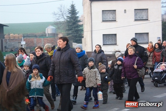 Zdjęcie w galerii na portalu naszraciborz.pl: Od Mikołaszka na ryneczek - św. Marcin w Krzanowicach wiadomości z regionu