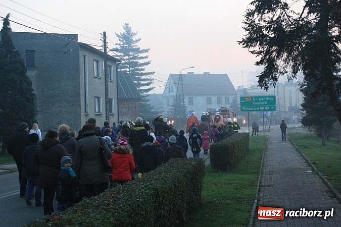 Zdjęcie w galerii na portalu naszraciborz.pl: Od Mikołaszka na ryneczek - św. Marcin w Krzanowicach wiadomości z regionu
