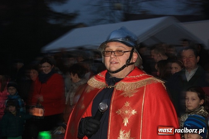Zdjęcie w galerii na portalu naszraciborz.pl: Od Mikołaszka na ryneczek - św. Marcin w Krzanowicach wiadomości z regionu
