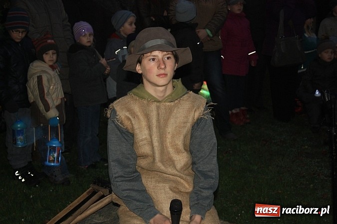 Zdjęcie w galerii na portalu naszraciborz.pl: Od Mikołaszka na ryneczek - św. Marcin w Krzanowicach wiadomości z regionu