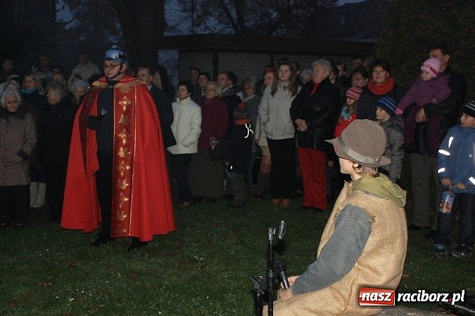 Zdjęcie w galerii na portalu naszraciborz.pl: Od Mikołaszka na ryneczek - św. Marcin w Krzanowicach wiadomości z regionu