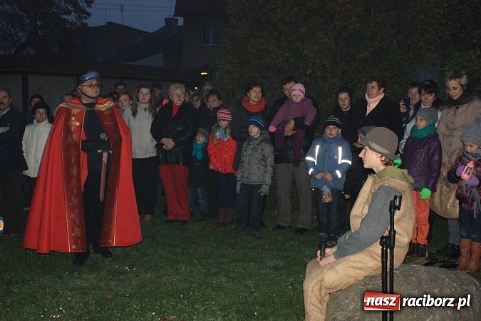 Zdjęcie w galerii na portalu naszraciborz.pl: Od Mikołaszka na ryneczek - św. Marcin w Krzanowicach wiadomości z regionu
