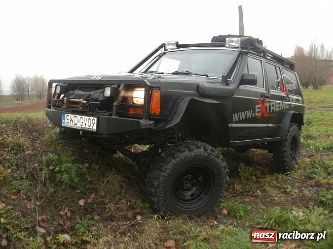 Zdjęcie w galerii na portalu naszraciborz.pl: Z pasją szkolą kierowców. Zapisz się na kurs do Extreme! wiadomości z regionu