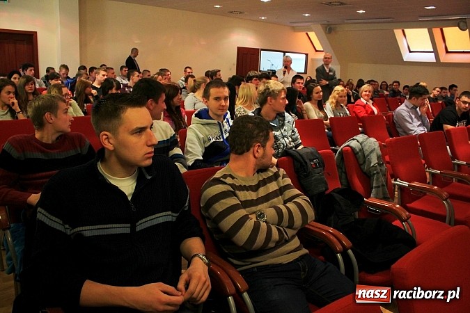 Zdjęcie w galerii na portalu naszraciborz.pl: Światowy Tydzień Przedsiębiorczości ruszył na Zamku wiadomości z regionu