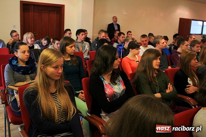 Zdjęcie w galerii na portalu naszraciborz.pl: Światowy Tydzień Przedsiębiorczości ruszył na Zamku wiadomości z regionu