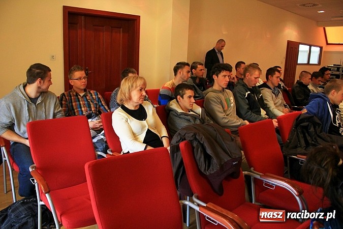 Zdjęcie w galerii na portalu naszraciborz.pl: Światowy Tydzień Przedsiębiorczości ruszył na Zamku wiadomości z regionu