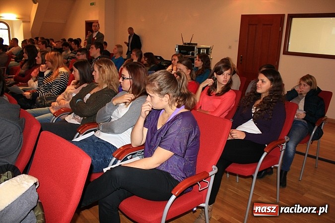 Zdjęcie w galerii na portalu naszraciborz.pl: Światowy Tydzień Przedsiębiorczości ruszył na Zamku wiadomości z regionu